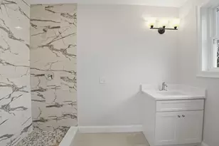 54 Wentworth Ave, Lowell, MA 01852 - Photo 23