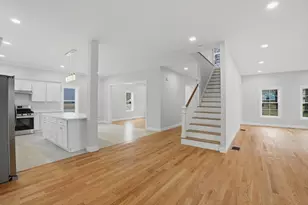54 Wentworth Ave, Lowell, MA 01852 - Photo 19