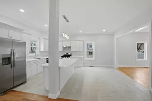 54 Wentworth Ave, Lowell, MA 01852 - Photo 9