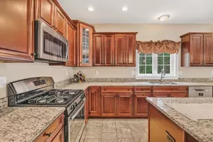 23 Tulip Way, Medway, MA 02053 - Photo 7