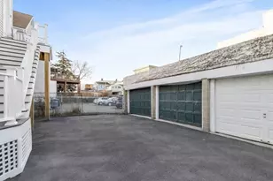 17 Everett Ave, Somerville, MA 02145 - Photo 21