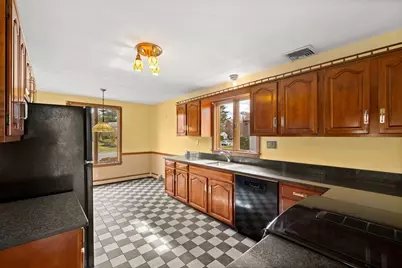 55 Azalea Road, Waltham, MA 02452 - Photo 15