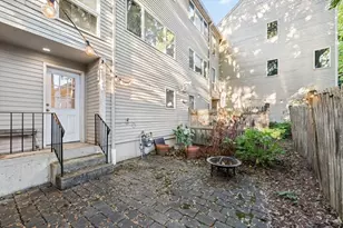 23 Ashland St, Watertown, MA 02472 - Photo 27