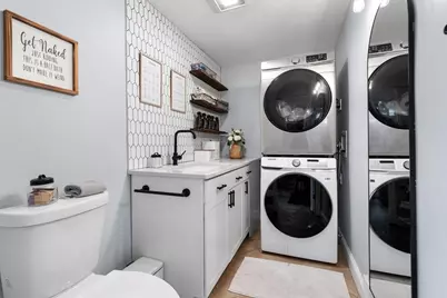 66 Salem St, Woburn, MA 01801 - Photo 17