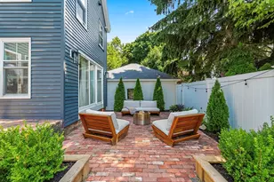 31 Collins St, Newburyport, MA 01950 - Photo 35