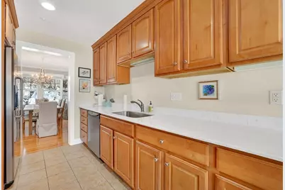 102 Central St #5A, Saugus, MA 01906 - Photo 5