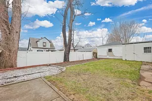 16 Palmer Ave, Peabody, MA 01960 - Photo 27