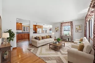 79 Woodlawn St, Chicopee, MA 01020 - Photo 11