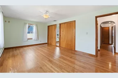 79 Woodlawn St, Chicopee, MA 01020 - Photo 19