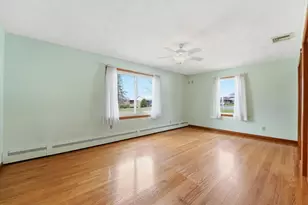 79 Woodlawn St, Chicopee, MA 01020 - Photo 17