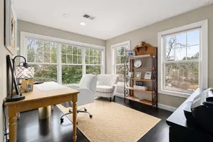 7 Pettees Pond Ln, Walpole, MA 02081 - Photo 5