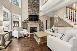 7 Pettees Pond Ln, Walpole, MA 02081 - Photo 13