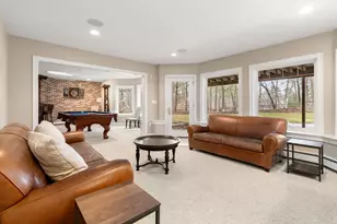 7 Pettees Pond Ln, Walpole, MA 02081 - Photo 29