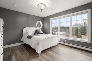 7 Pettees Pond Ln, Walpole, MA 02081 - Photo 21