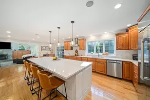 74 Crabtree Ln, Abington, MA 02351 - Photo 9