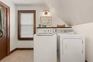 37 Chase St, Beverly, MA 01915 - Photo 27