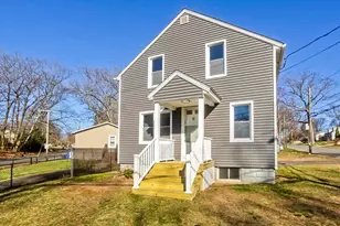 6 Bremen St, Springfield, MA 01108 - Photo 27