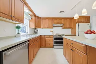 508 High St, North Attleboro, MA 02760 - Photo 7