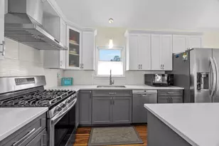 176 Beacon St, Yarmouth, MA 02664 - Photo 9