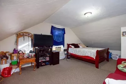 37 Benefit St, Worcester, MA 01610 - Photo 11