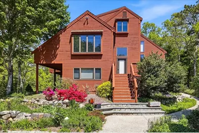 99 Rockledge Dr, Falmouth, MA 02556 - Photo 1