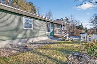 35 Dudley Rd, Oxford, MA 01540 - Photo 3