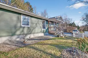 35 Dudley Rd, Oxford, MA 01540 - Photo 3