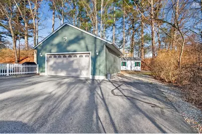 35 Dudley Rd, Oxford, MA 01540 - Photo 5