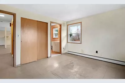 12 Dix Rd, Brockton, MA 02302 - Photo 13