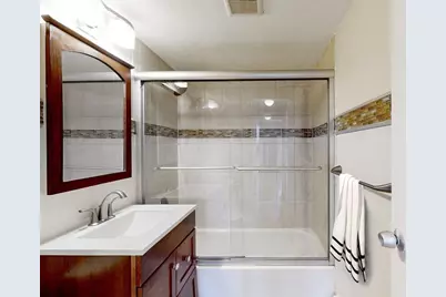 1105 Lexington St #6-11, Waltham, MA 02452 - Photo 11