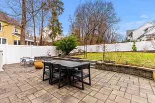 198 Low St, Newburyport, MA 01950 - Photo 21