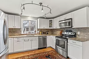 198 Low St, Newburyport, MA 01950 - Photo 13