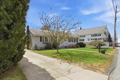 133 Friendship Street, Fall River, MA 02723 - Photo 3