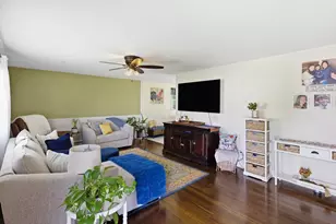 133 Friendship St, Fall River, MA 02723 - Photo 5