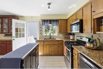 133 Friendship Street, Fall River, MA 02723 - Photo 11