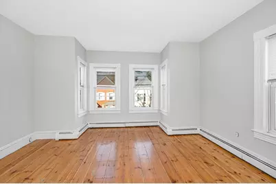 339 Lincoln St, Lowell, MA 01852 - Photo 13