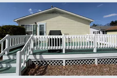 31 Trailwood Dr, Bridgewater, MA 02324 - Photo 3