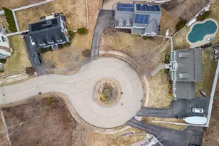 8 Jacqueline Dr, Amesbury, MA 01913 - Photo 9