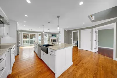 8 Jacqueline Dr, Amesbury, MA 01913 - Photo 9