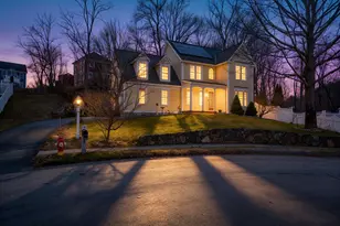 8 Jacqueline Dr, Amesbury, MA 01913 - Photo 5