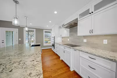 8 Jacqueline Dr, Amesbury, MA 01913 - Photo 11