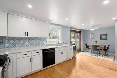 438 Mount Vernon St, Dedham, MA 02026 - Photo 3