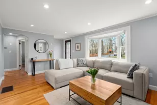 438 Mt Vernon St, Dedham, MA 02026 - Photo 9