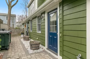 333 Merrimac St, Newburyport, MA 01950 - Photo 33