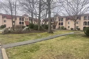 685 Oak St, Brockton, MA 02301 - Photo 3