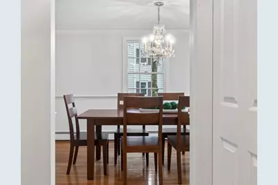 7 Oakdale Ave, Wellesley, MA 02482 - Photo 5