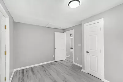 298 Collette St, New Bedford, MA 02746 - Photo 17