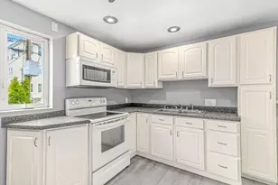 298 Collette St, New Bedford, MA 02746 - Photo 3