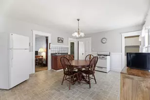 51 Trilby Ave, Chicopee, MA 01020 - Photo 9