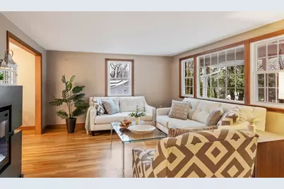 11 Ethelyn Cir, Maynard, MA 01754 - Photo 3